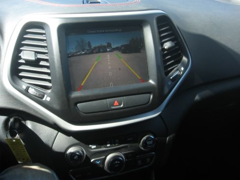 Used 2018 INFINITI QX60 image 11