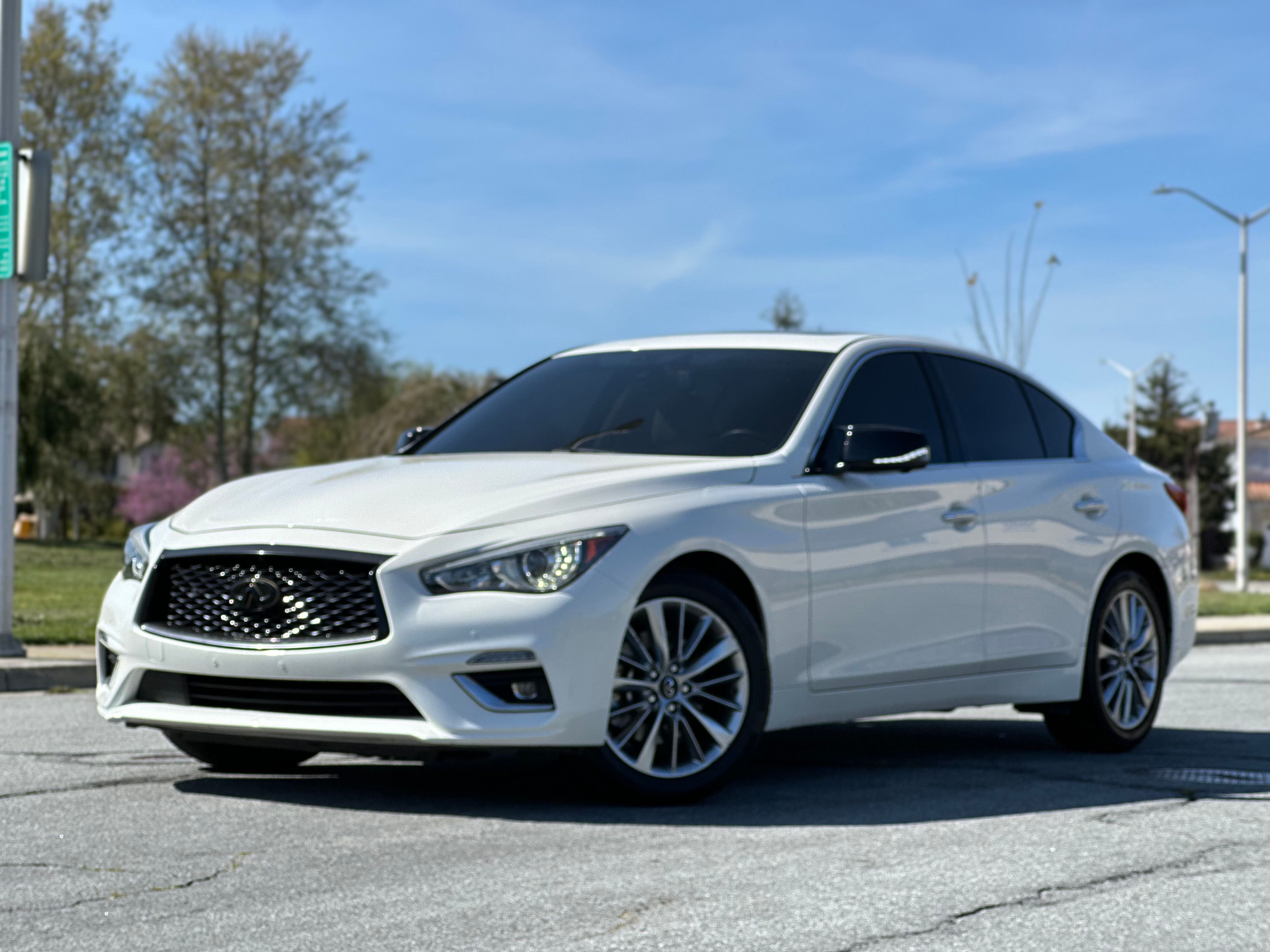 Used 2021 INFINITI Q50 Luxe AWD/4WD image 1