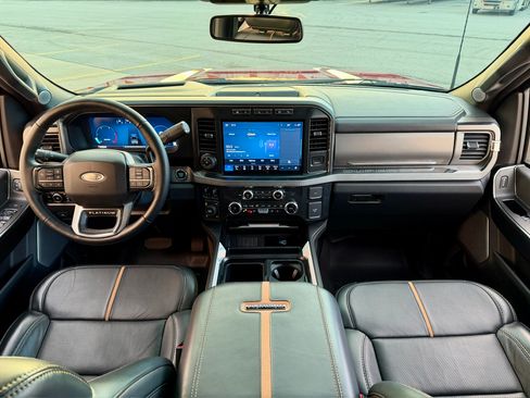 Used 2024 Ford F350 Platinum image 25