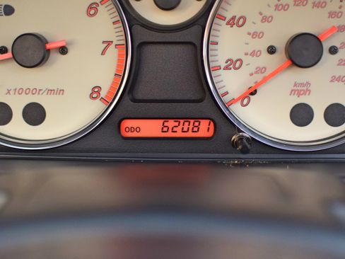 Used 2001 MAZDA MX-5 Miata Special Edition image 29