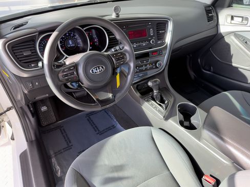 Used 2015 Kia Optima LX image 7