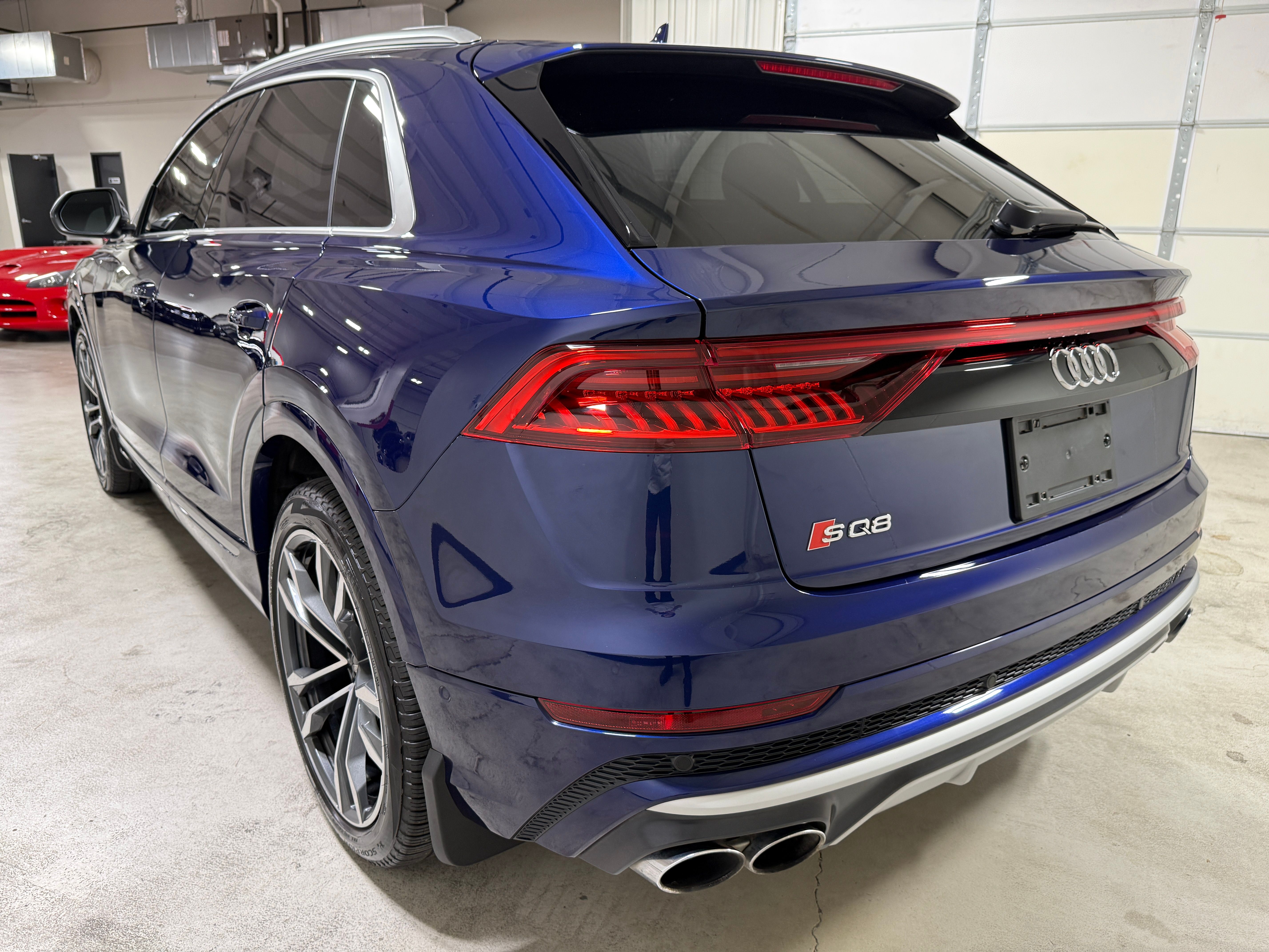 Used 2023 Audi SQ8 Prestige AWD/4WD image 7