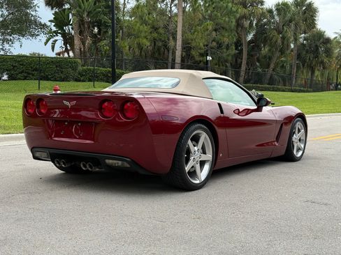 Used 2006 Chevrolet Corvette Convertible RWD image 21