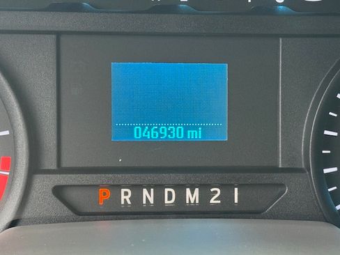 Used 2024 Ford E-350 and Econoline 350 image 11