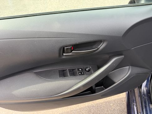 Used 2024 Toyota Corolla LE image 3