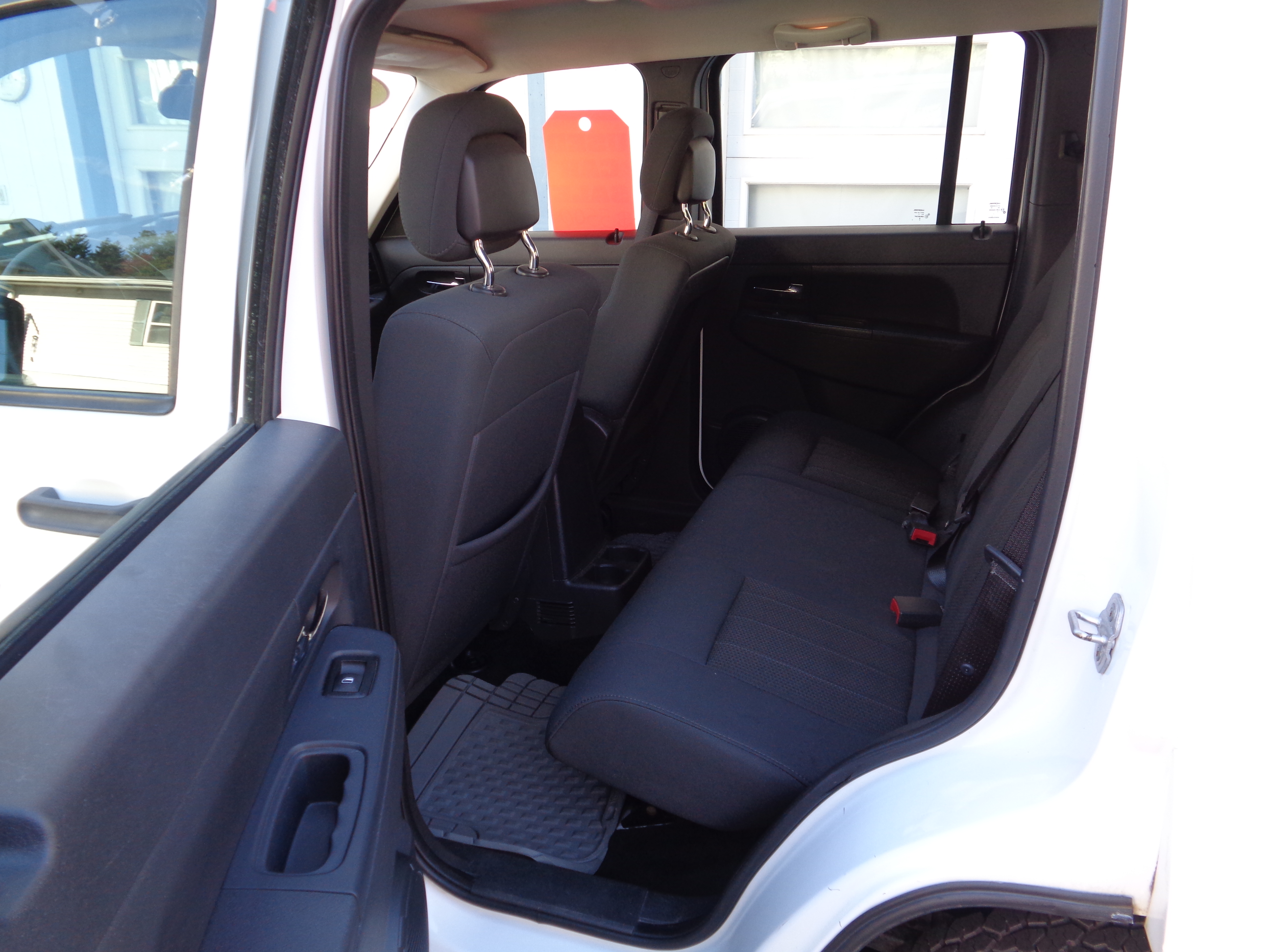 Used 2012 Jeep Liberty 4WD Sport image 5