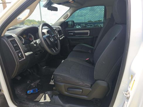 Used 2023 RAM 1500 Regular Cab Classic Tradesman RWD image 4