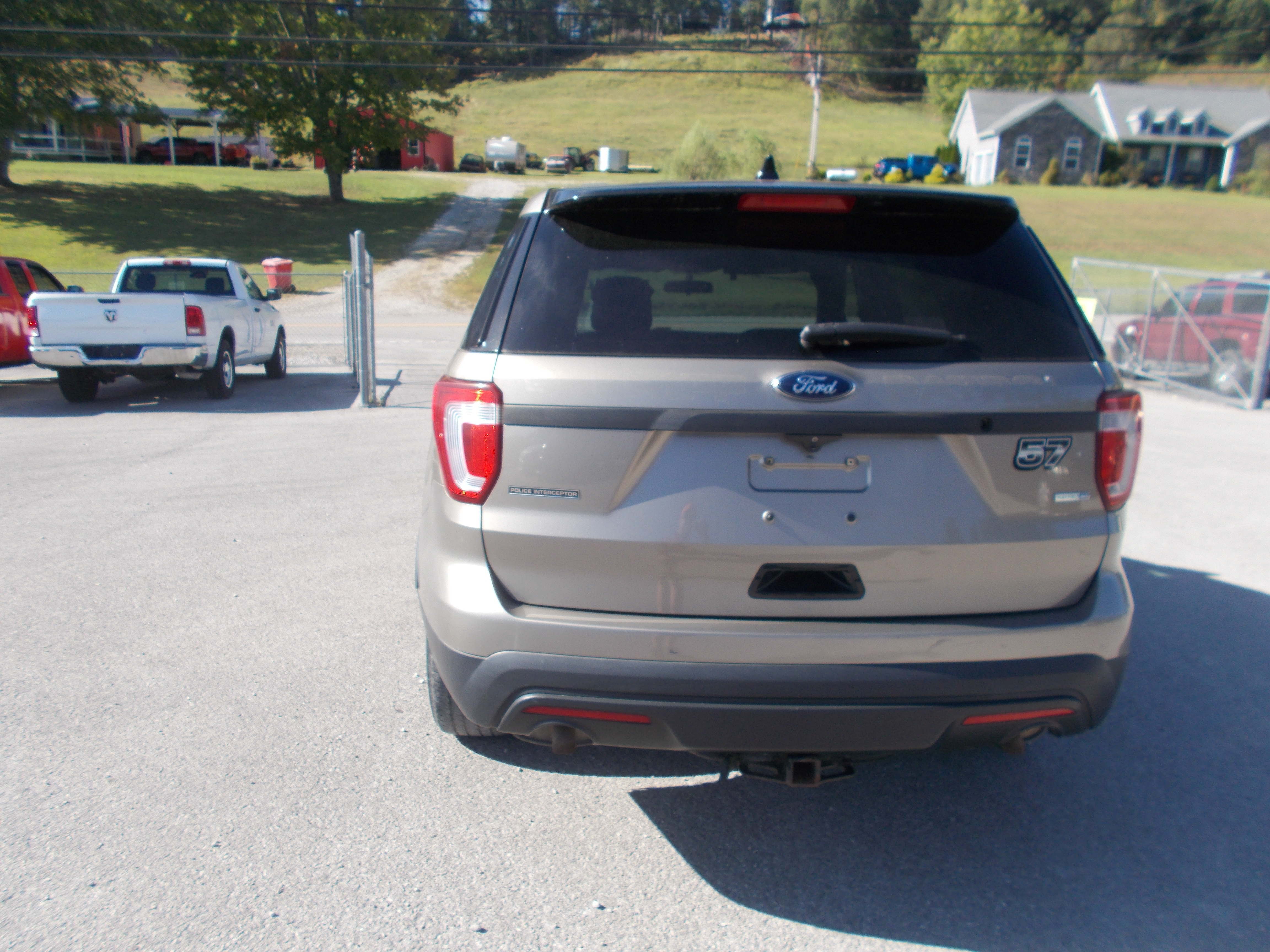 Used 2017 Ford Explorer 4WD Police Interceptor image 3