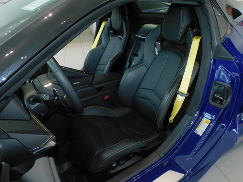 Certified 2025 Chevrolet Corvette Premium Conv w/ 3LT image 15