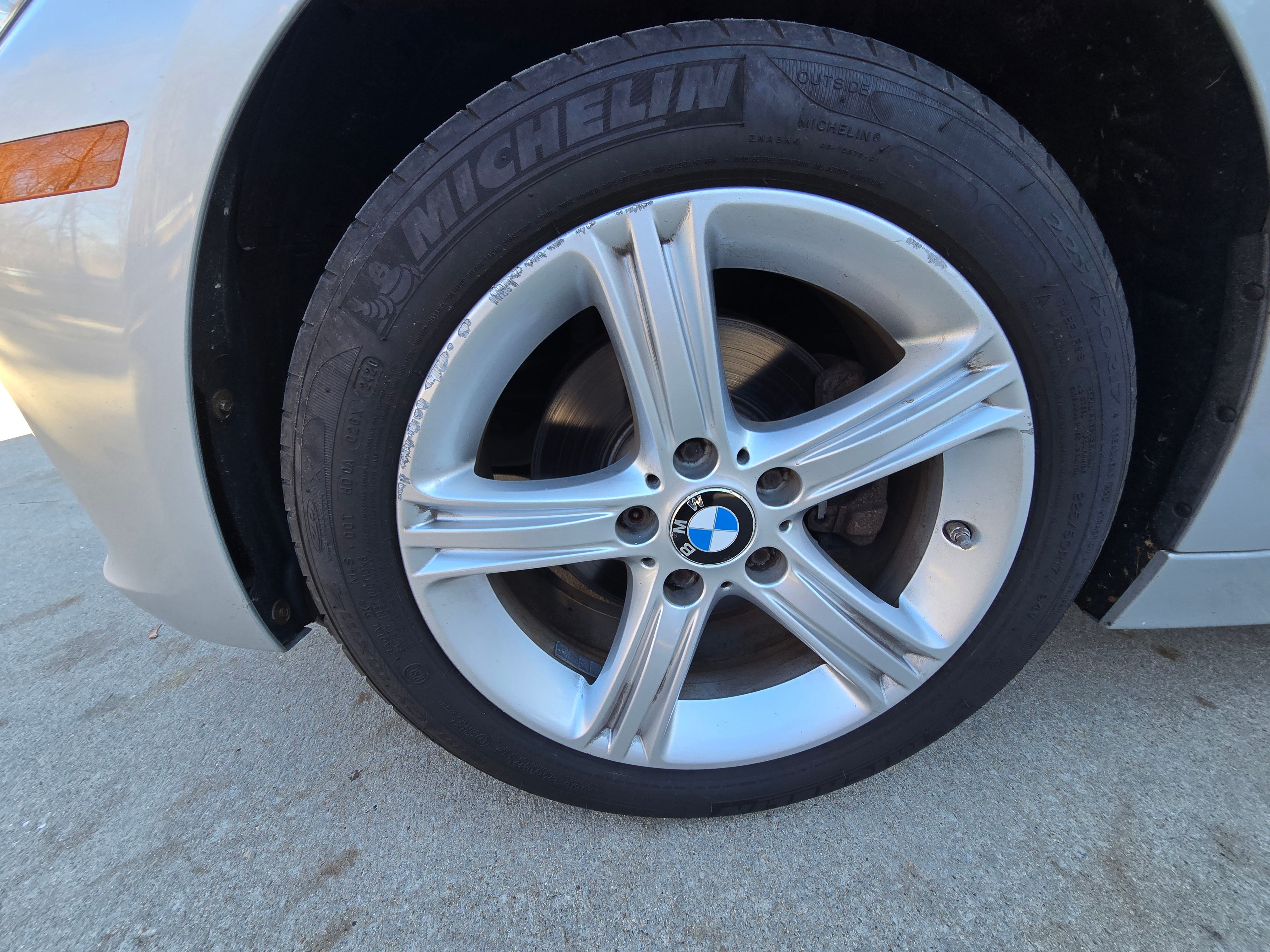 Used 2015 BMW 328d xDrive AWD/4WD image 12