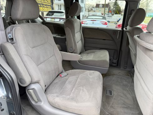 Used 2008 Honda Odyssey EX image 18