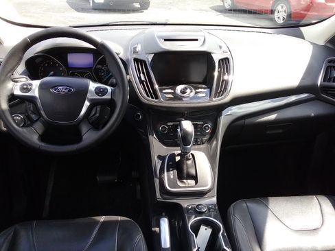 Used 2013 Ford Escape Titanium image 4