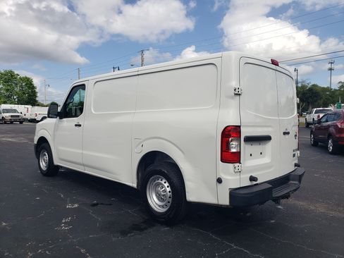 Used 2016 Nissan NV 2500 S image 3
