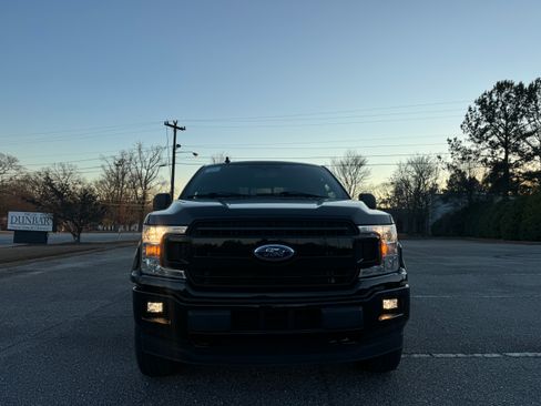 Used 2020 Ford F150 XLT image 8
