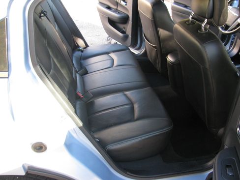 Used 2013 Chrysler 200 Limited Platinum image 11