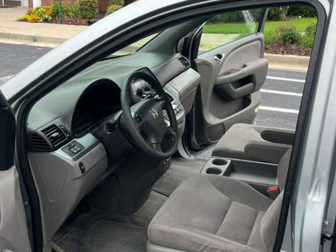 Used 2010 Honda Odyssey EX image 8