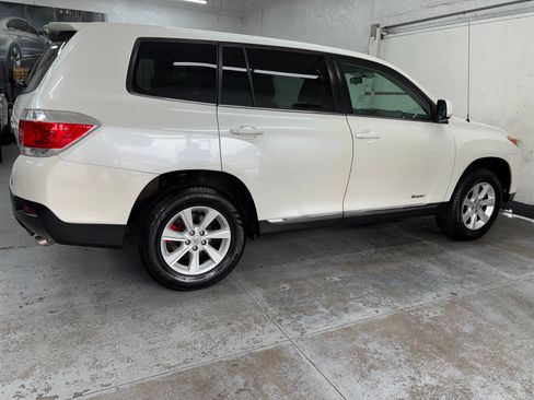 Used 2012 Toyota Highlander Sport image 7