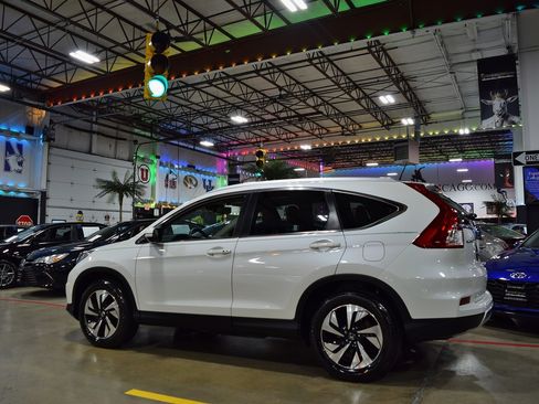 Used 2015 Honda CR-V Touring image 4
