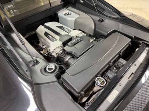 Used 2009 Audi R8 4.2 Coupe AWD/4WD image 34