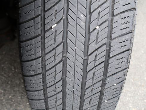 Used 2017 Toyota Highlander XLE image 38