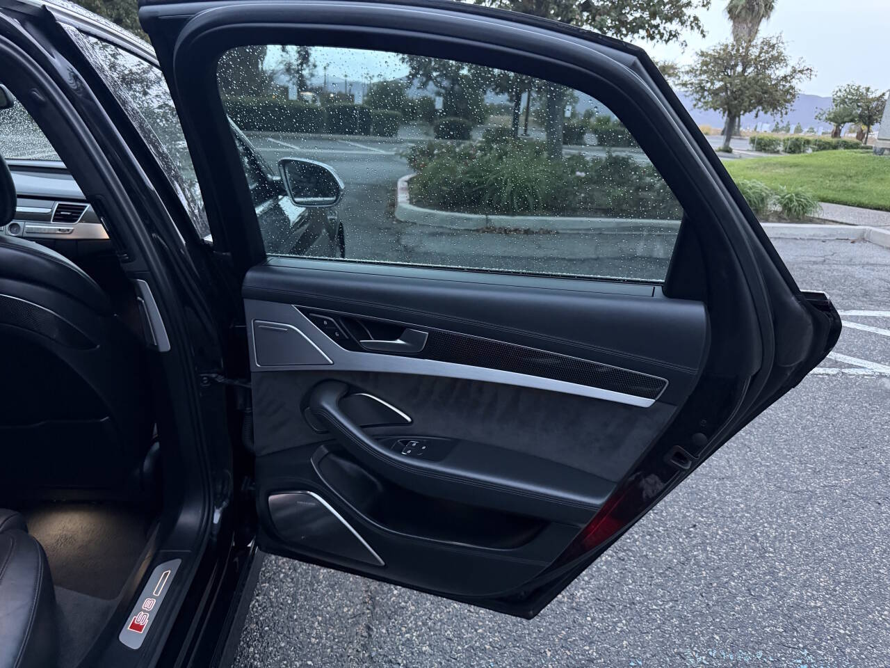 Used 2013 Audi S8 Plus AWD/4WD image 28