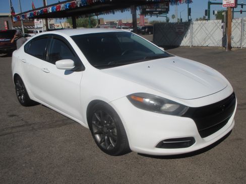 Used 2016 Dodge Dart SE image 11