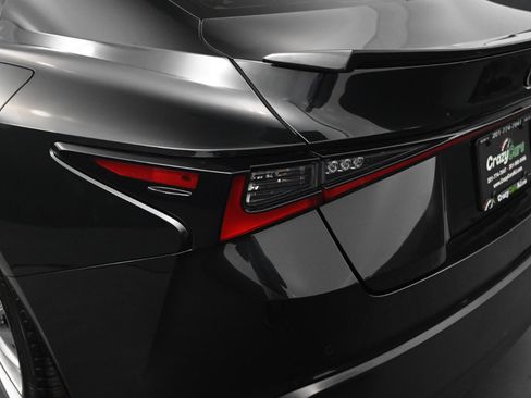 Used 2022 Lexus IS 300 image 13