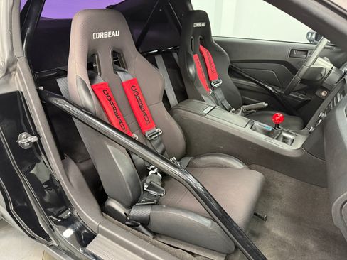 Used 2012 Ford Mustang GT image 17