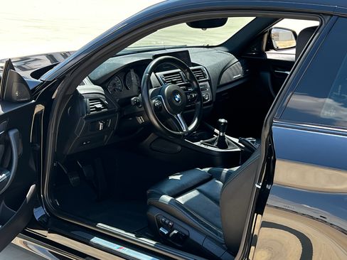 Used 2017 BMW M2 image 27