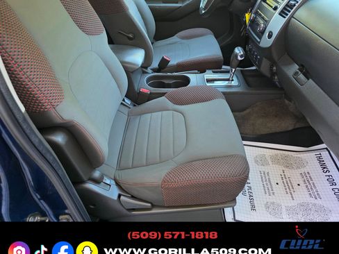 Used 2011 Nissan Frontier 4x4 Crew Cab PRO-4X image 20