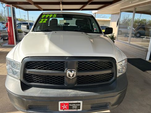 Used 2022 RAM 1500 Classic Tradesman image 2