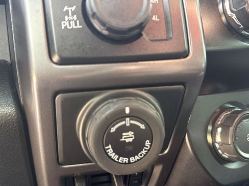 Used 2019 Ford F150 XLT Pickup 4D 5 1/2 ft AWD/4WD image 30