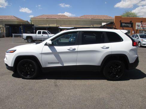 Used 2016 Jeep Cherokee Altitude Sport Utility 4D FWD image 1