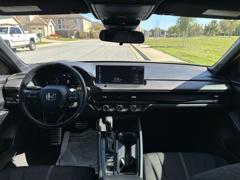 Used 2024 Honda Accord Hybrid Sport image 17