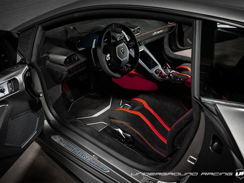 Used 2021 Lamborghini Huracan STO image 10