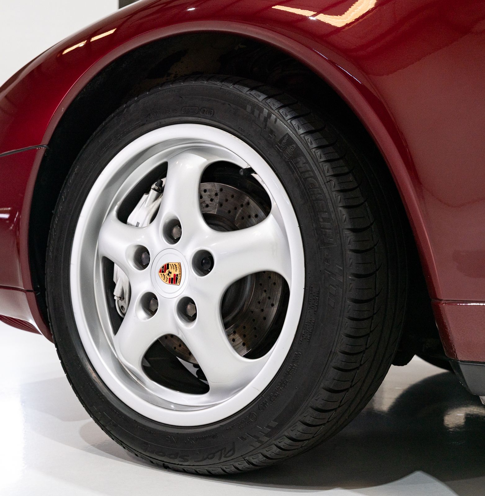 Used 1997 Porsche 911 Carrera 4 Cabriolet AWD/4WD image 14
