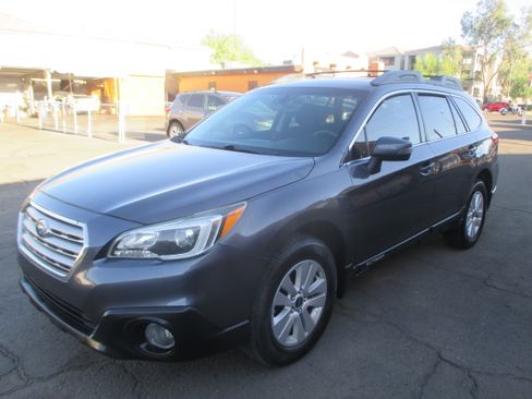 Used 2017 Subaru Outback 2.5i Premium image 18