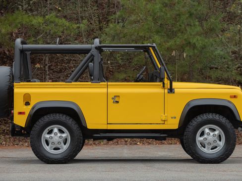 Used 1997 Land Rover Defender 90 image 2