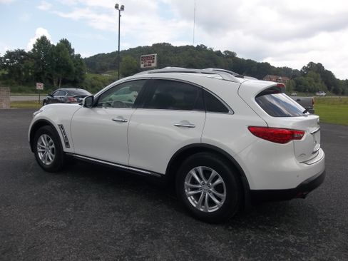 Used 2011 INFINITI FX35 AWD image 3
