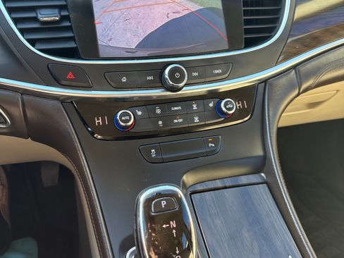 Used 2017 Buick LaCrosse Essence image 12