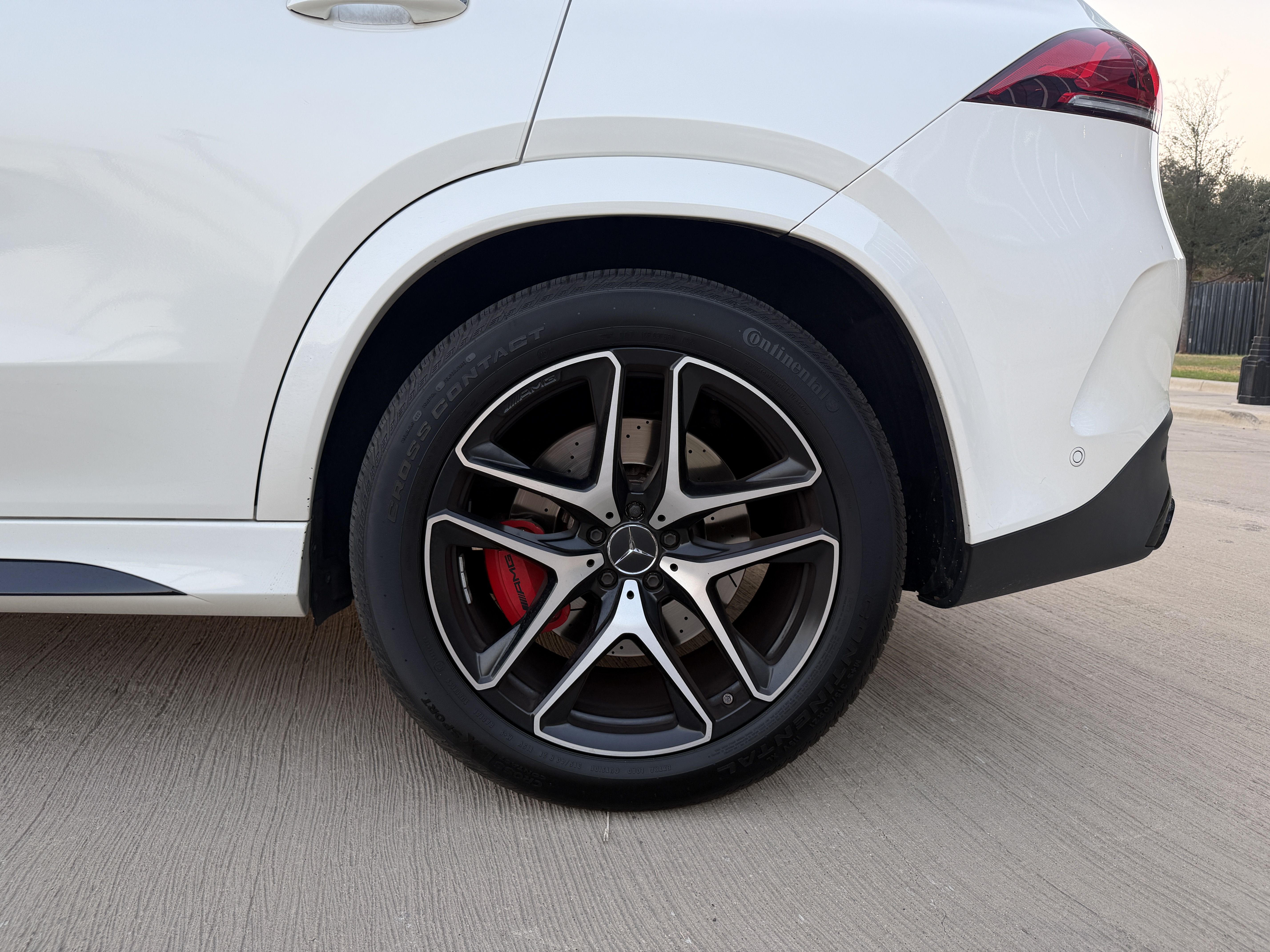 Used 2022 Mercedes-Benz GLE 63 AMG S 4MATIC image 23
