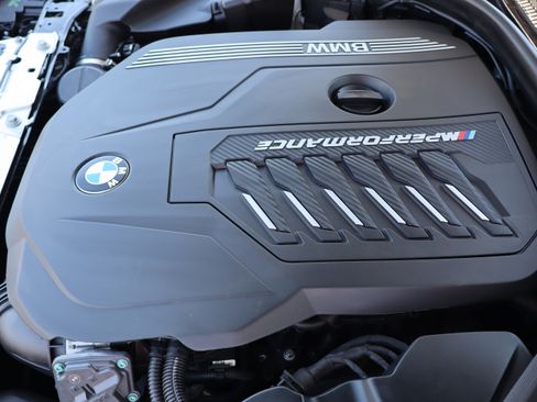 Used 2025 BMW M240i xDrive Coupe AWD/4WD image 31