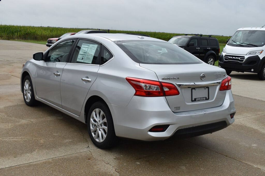 Used 2018 Nissan Sentra SV FWD image 5