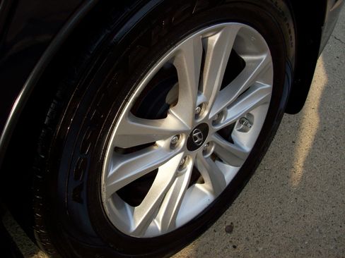 Used 2012 Hyundai Sonata GLS FWD Sedan 2.4L 4-Cyl image 18