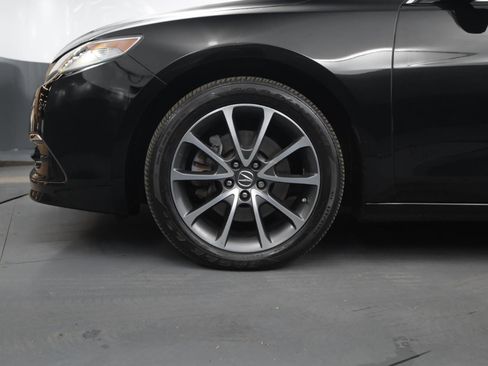 Used 2017 Acura TLX image 10