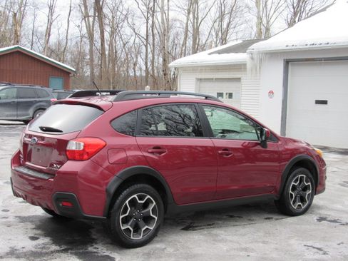 Used 2013 Subaru XV Crosstrek 2.0i Premium image 9