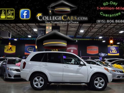 Used 2004 Toyota RAV4 image 5