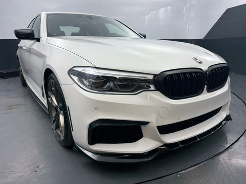 Used 2019 BMW M550i xDrive image 12