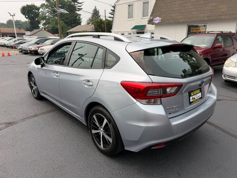 Used 2023 Subaru Impreza 2.0i Premium Hatchback AWD/4WD image 25