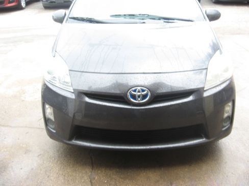 Used 2011 Toyota Prius image 2